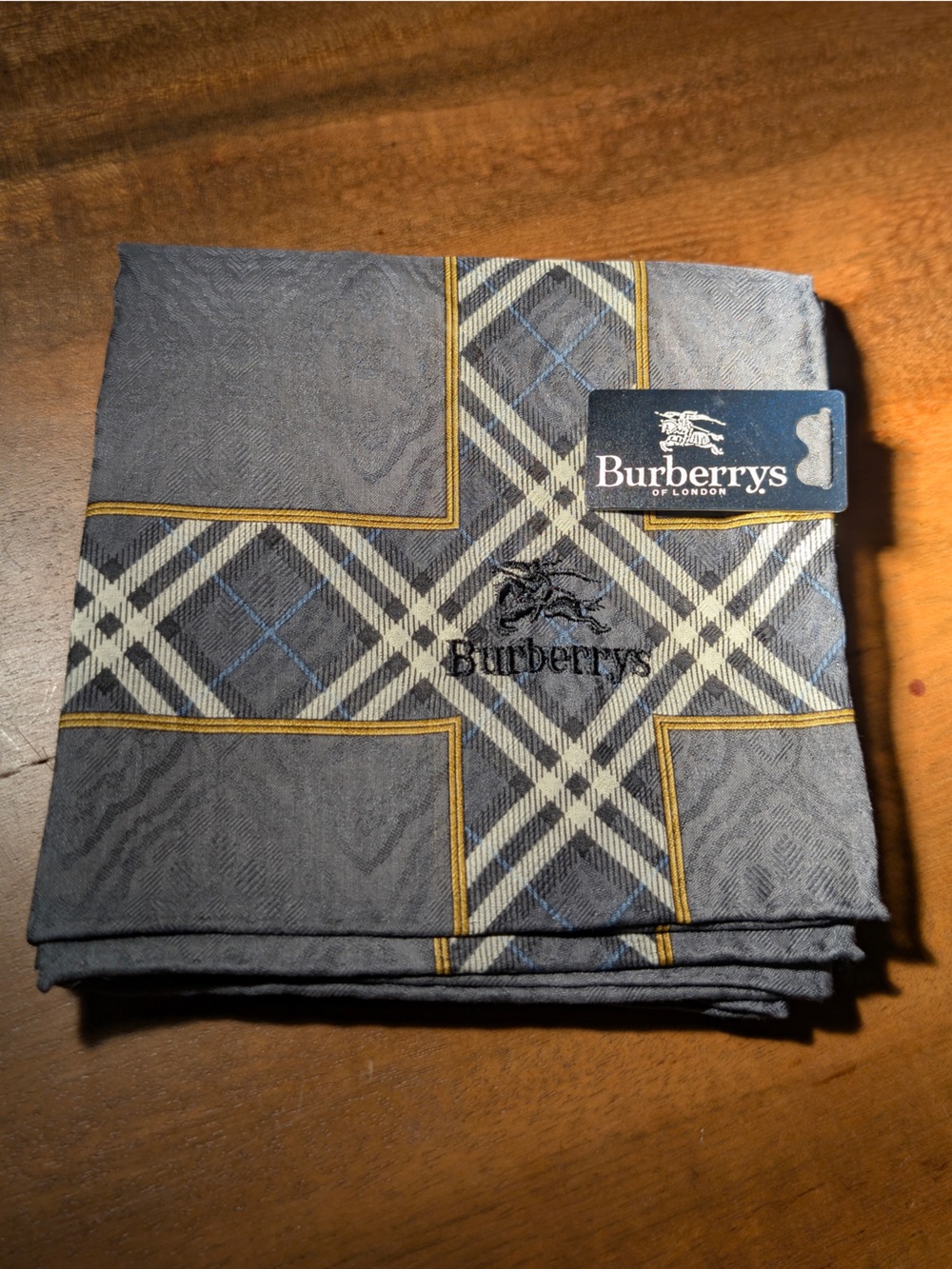 Vintage NWT Burberrys of London Cotton Handkerchief Pocket Square - Gray/Plaid